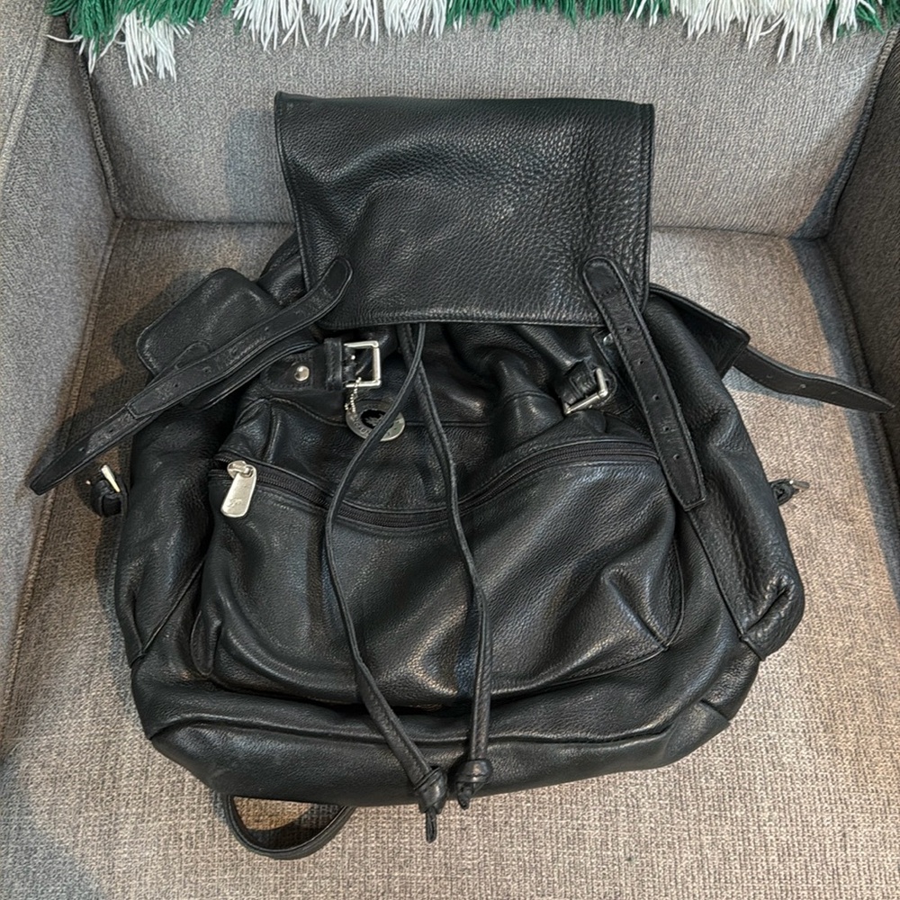 Vintage black leather Ellington Rucksack Company backpack Portland Oregon